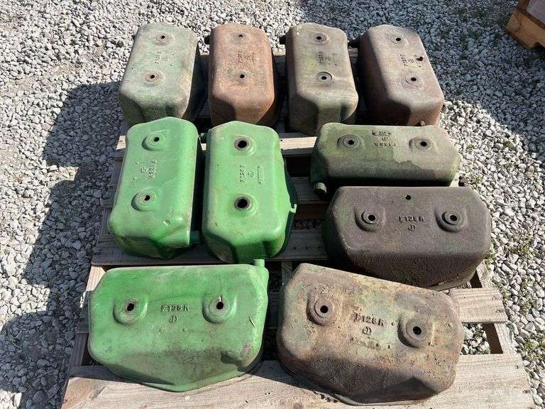 John Deere Valve Covers image