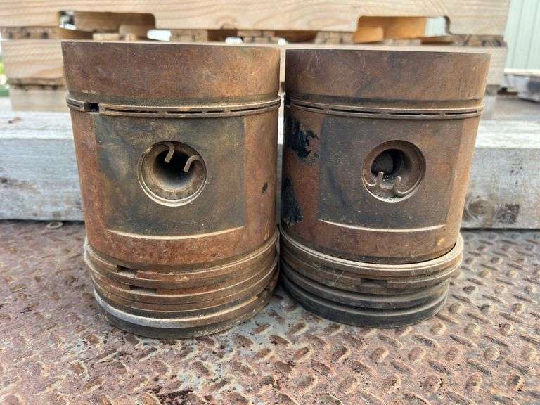 (2) John Deere Pistons image