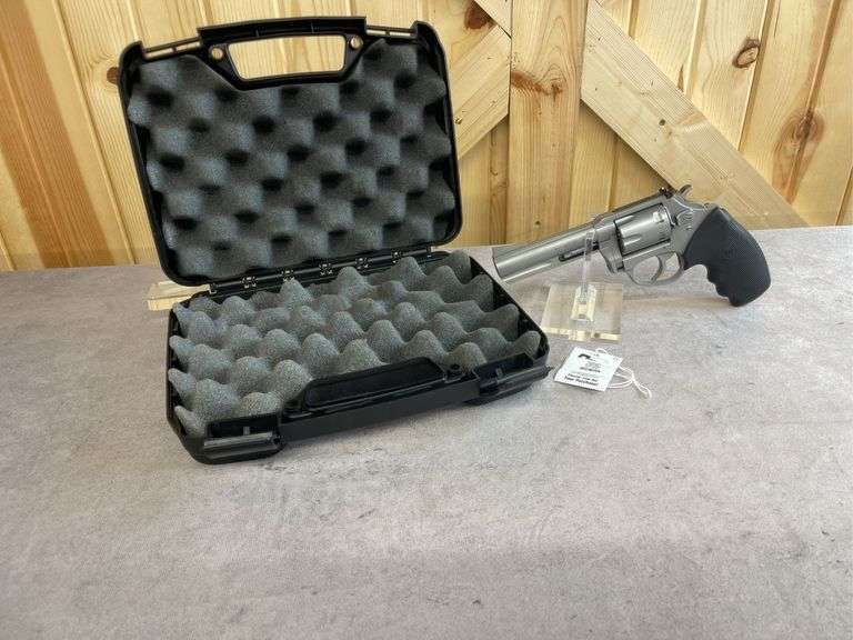 Charter Arms .22 Magnum Pathfinder DA Revolver image