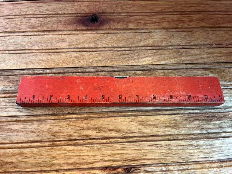 John Deere Wooden Level