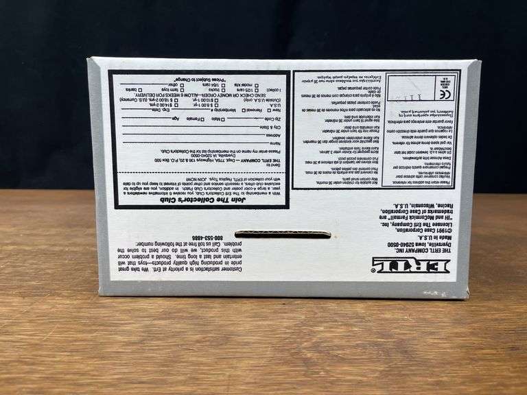 1/16 Farmall Super M-TA NIB Ertl