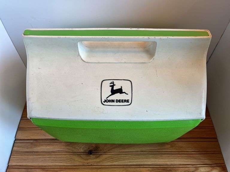 John Deere Igloo Cooler image