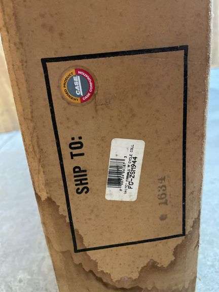 White Farmall M Pedal Tractor Collector NIB SM