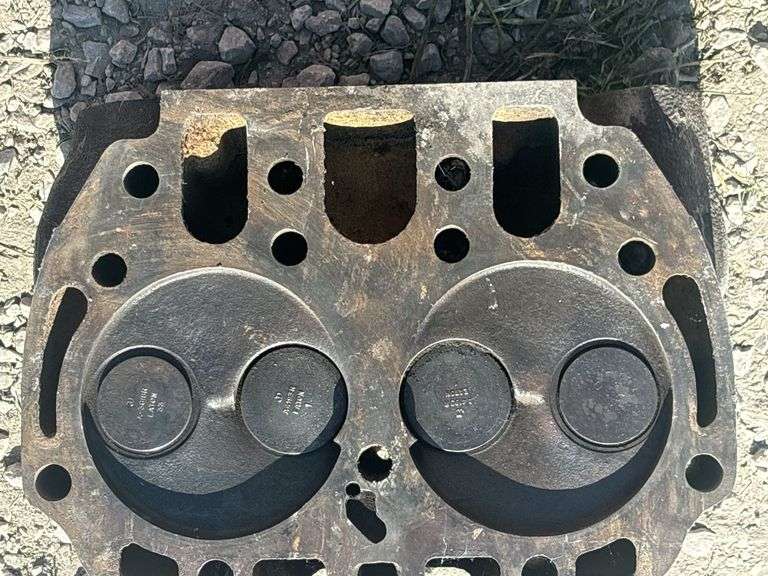 John Deere Model A Head
