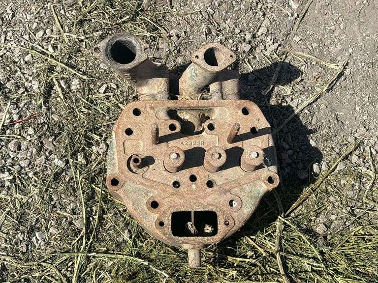 John Deere Model A Head