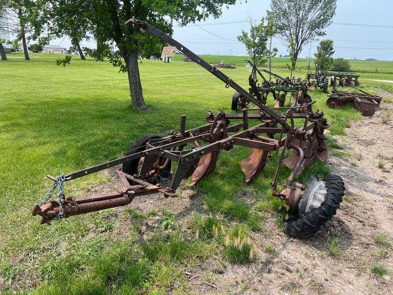 John Deere 55 Plow