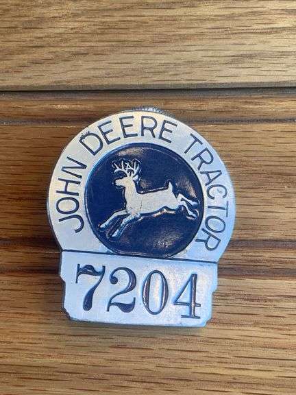 John Deere Tractor Employee Badge image