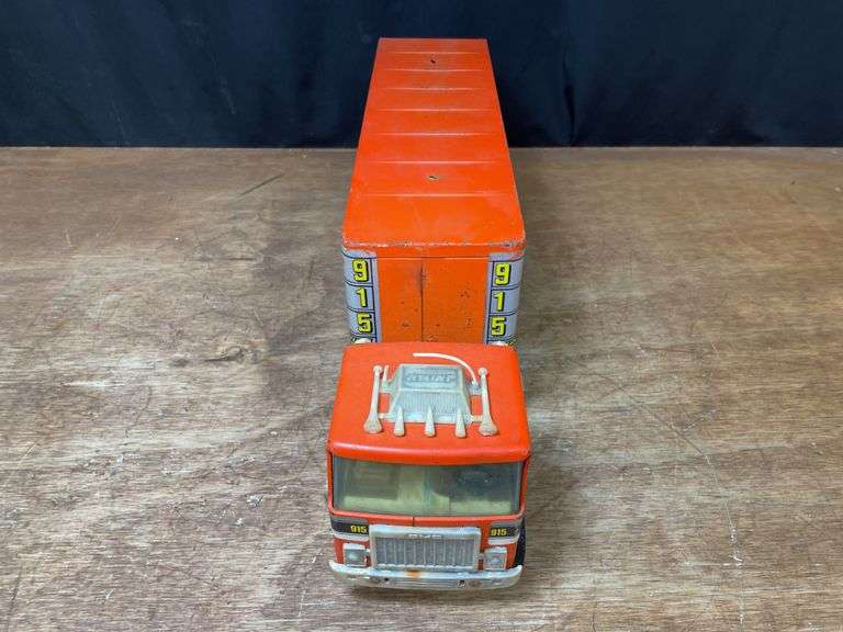 Farm Transport Semi NyLint