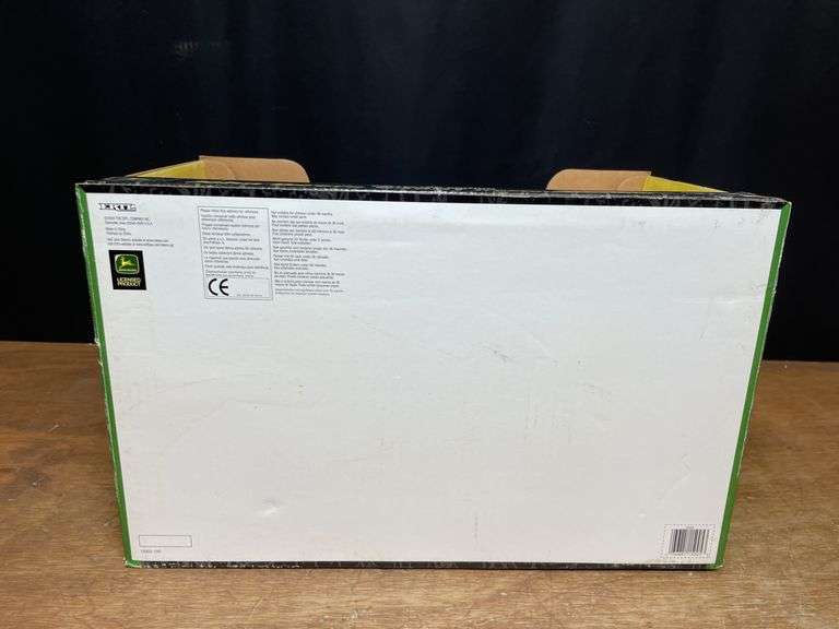 1/16 John Deere 9400T Collector NIB Ertl