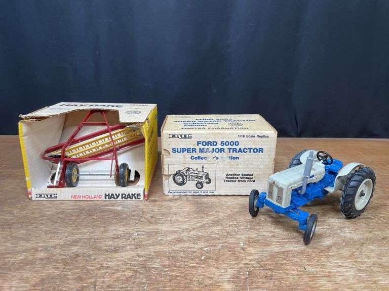 (2) 1/16 Ford 5000 + New Holland Rake NIB Ertl image