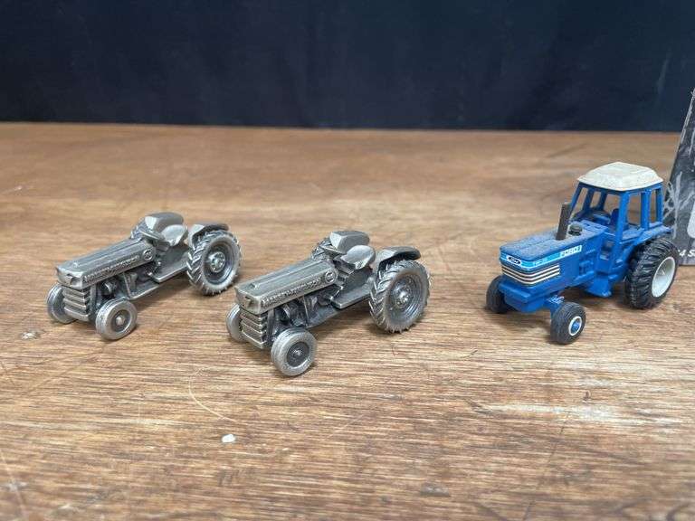 (9) 1/64 + 1/43 Ford, MF, Ferguson