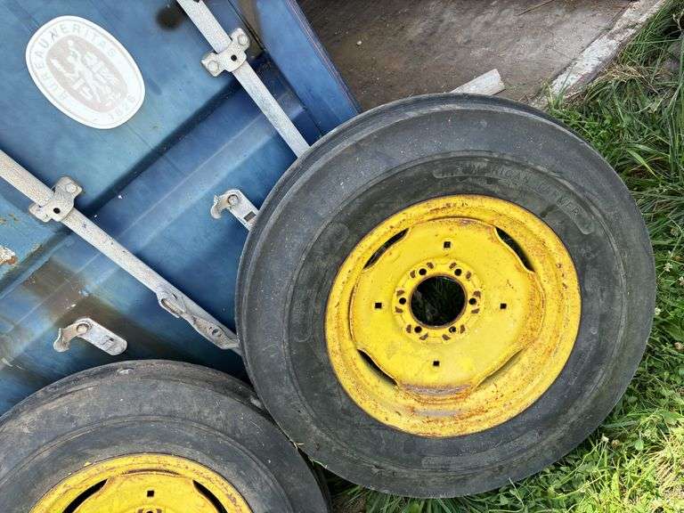 Front Tires with Rims