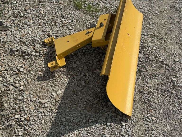 General Electric Elec-Trak Front Blade