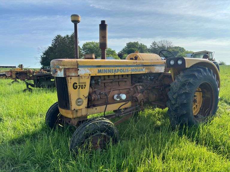 Minneapolis Moline G707 LP Wheatland image