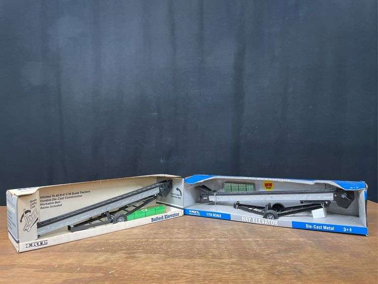 (2) 1/16 Bale Elevators NIB Ertl