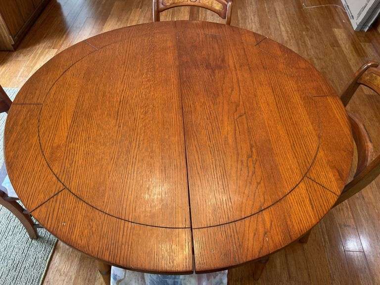 Kithen Table with (4) Chairs