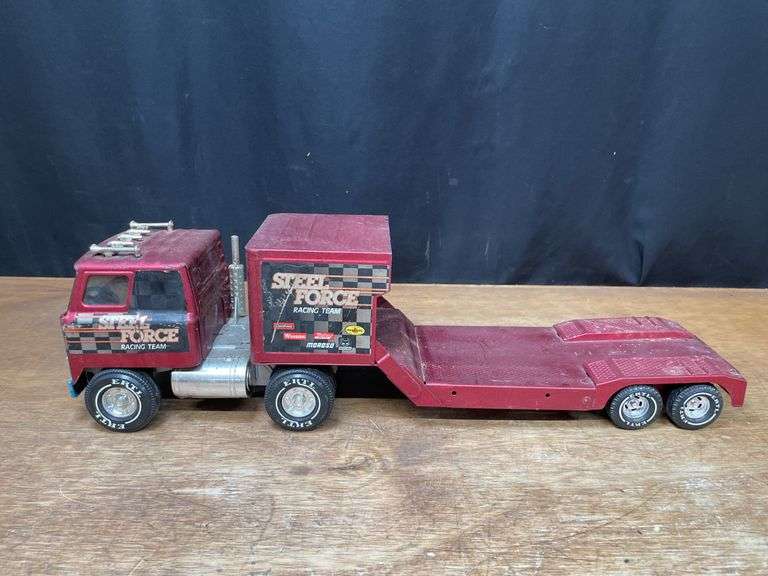 Steel Force Racing Team Semi Ertl
