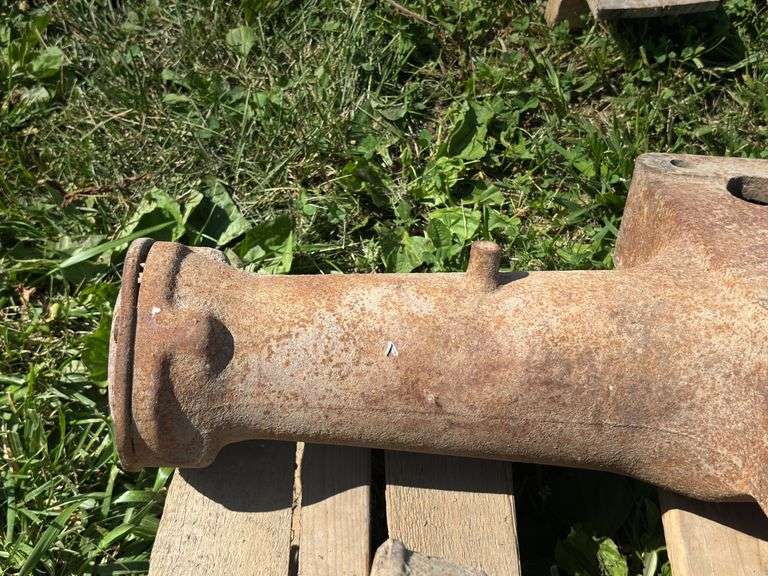 Model G Pedestals and Axle Shafts