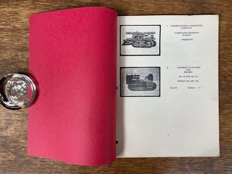 IH Construction Equipment Division Crawler Training Manual