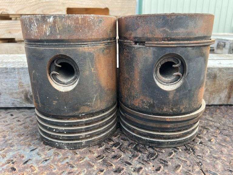 (2) John Deere Model G Pistons image