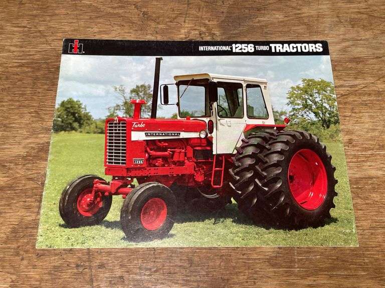 IH 1256 Sales Literature image