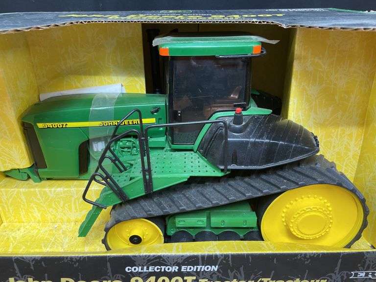 1/16 John Deere 9400T Collector NIB Ertl