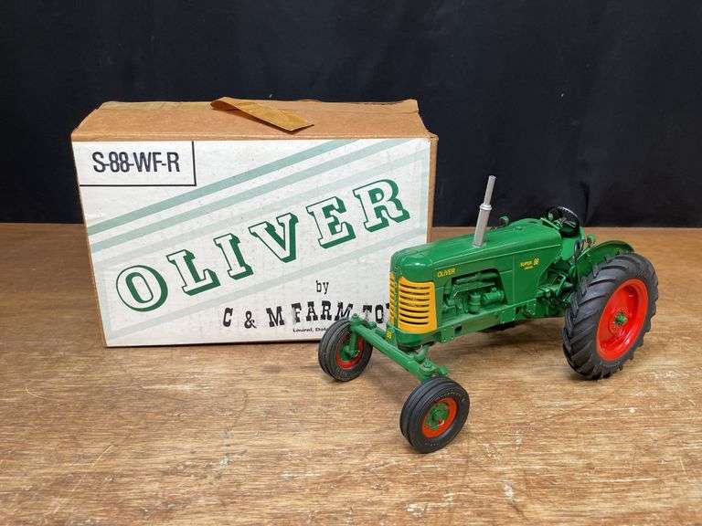 1/16 Oliver Super 88 NIB C&M image