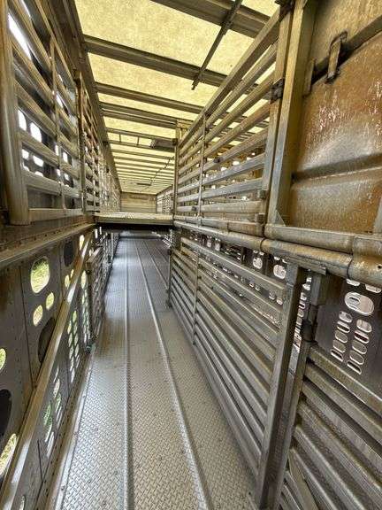 12-2004 53’ Wilson Semi Trailer - 1W1RJF2K05D530254