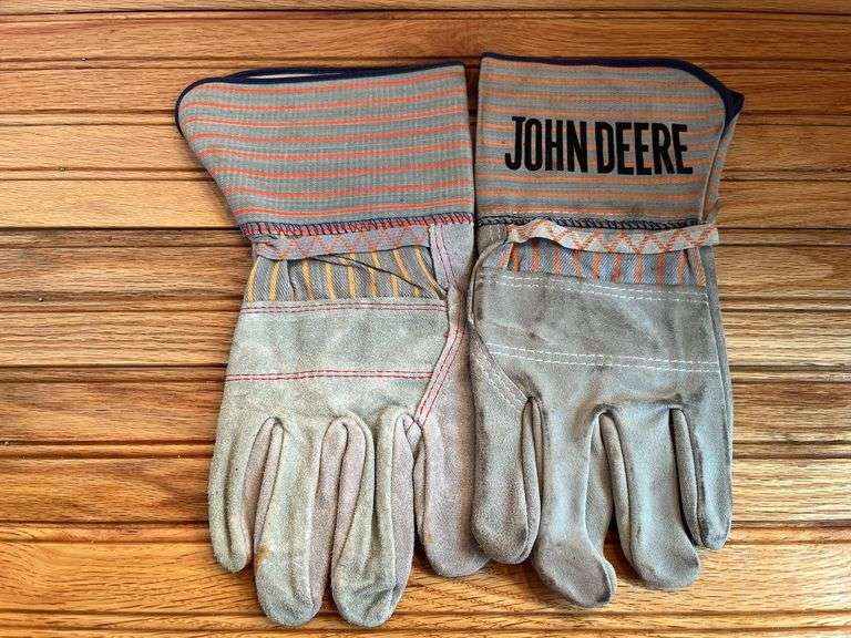 John Deere Gloves image