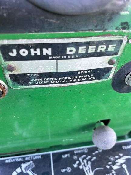 1971 John Deere 140