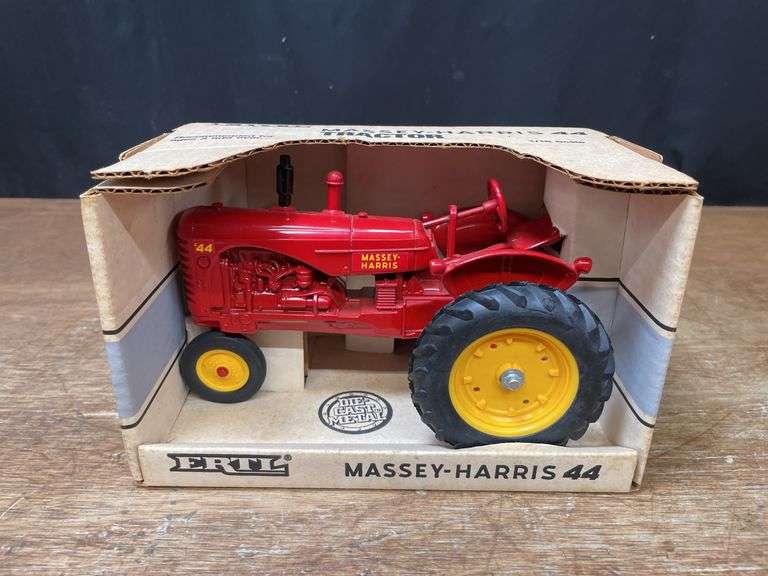 1/16 MH 44 NIB Ertl image