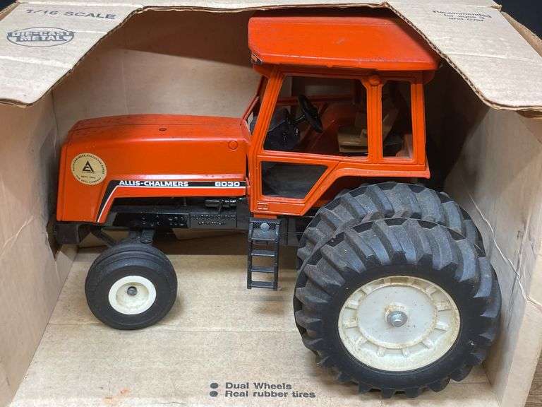 1/16 AC 8030 Reno Collector NIB Ertl