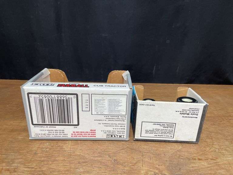 (2) 1/16 Farmall Cub + Cub Cadet L&G NIB