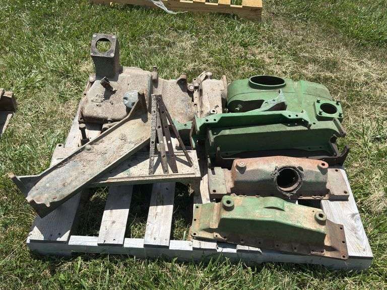 John Deere Radiator Parts image