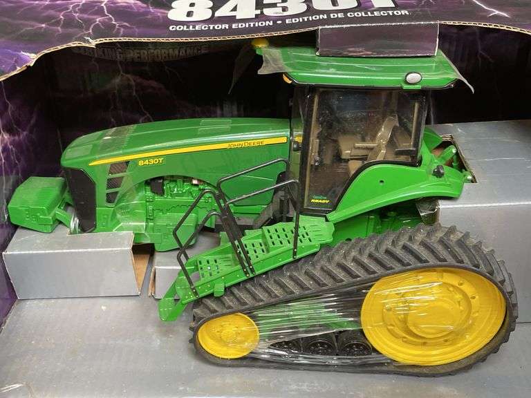 1/16 John Deere 8430T Collector NIB Ertl