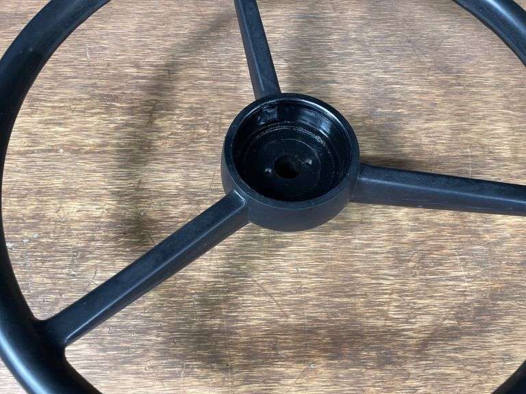 (2) Steering Wheel + Grill Screen