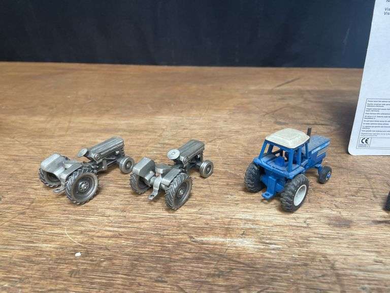 (9) 1/64 + 1/43 Ford, MF, Ferguson