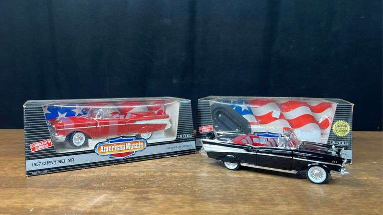 (2) 1/18 1957 Chevy Bel Air NIB Ertl image