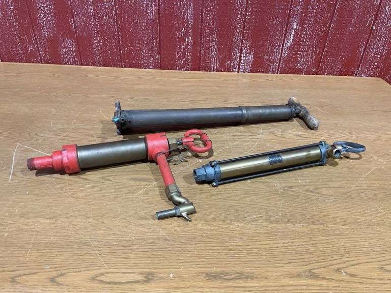 (3) Barrel Mounted Oil Pumps image