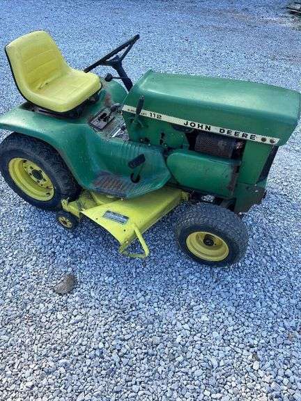 1974 John Deere 112