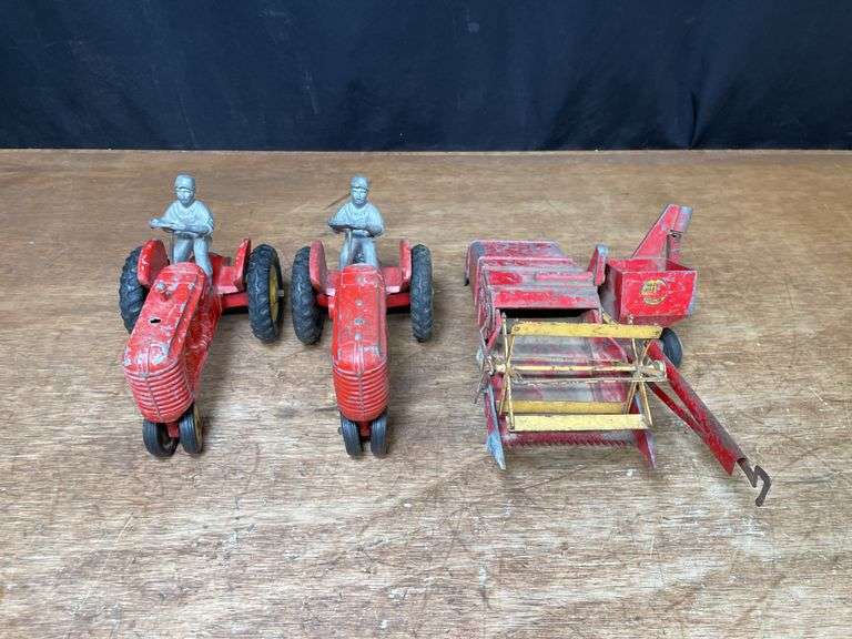 (3) 1/16 MH 44 King + 1/20 MH Clipper Combine Lincoln