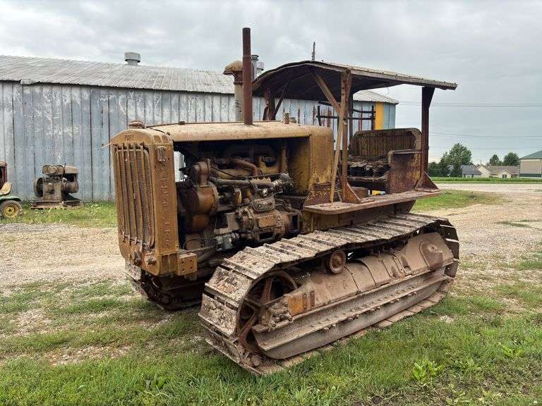 Caterpillar Forty Diesel Crawler image