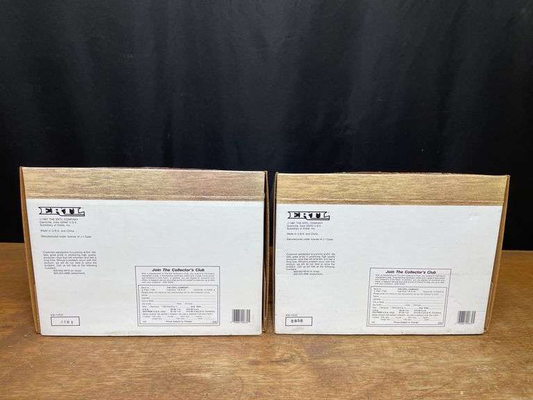 (2) 1/16 Farmall 350 Set NIB Ertl