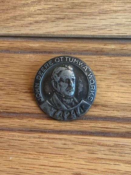John Deere Ottumwa Works Employee Badge image