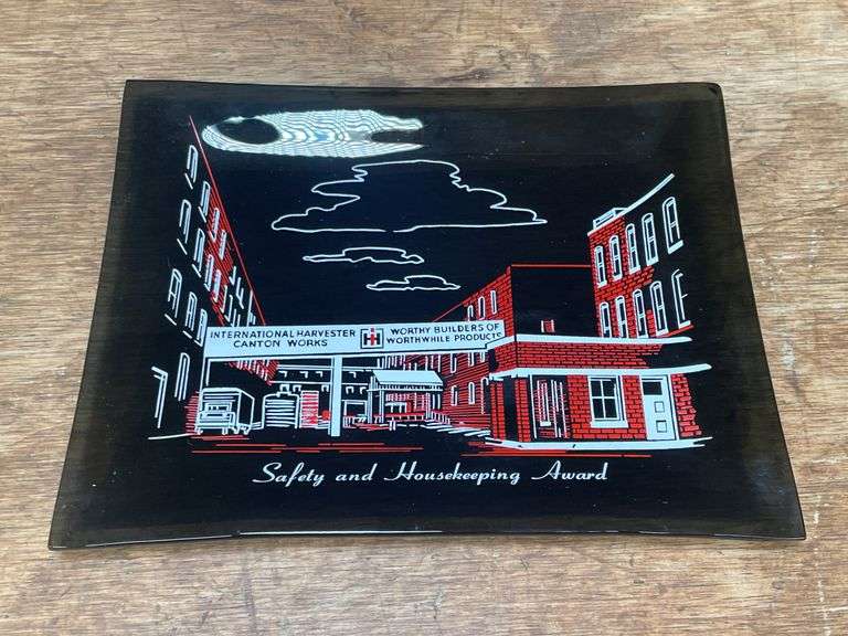 IH Canton Works Dish image