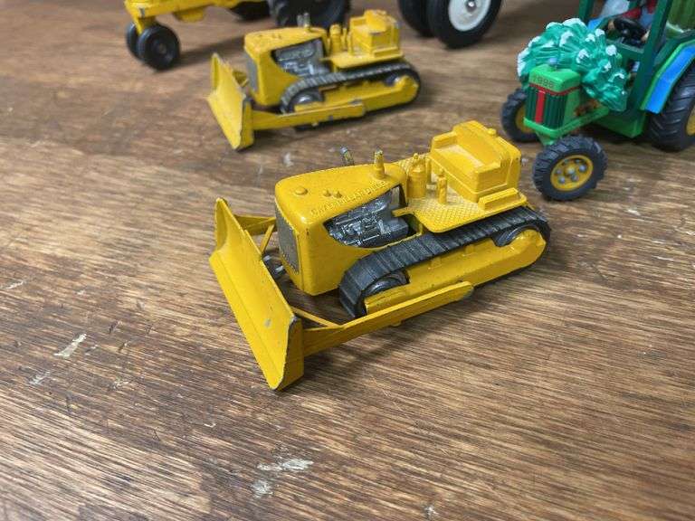 Tractors + Implements