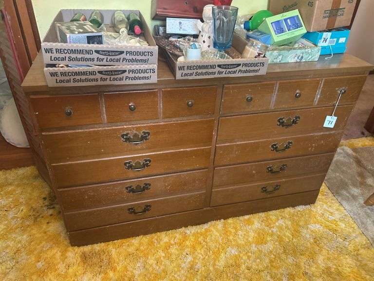 Dresser image