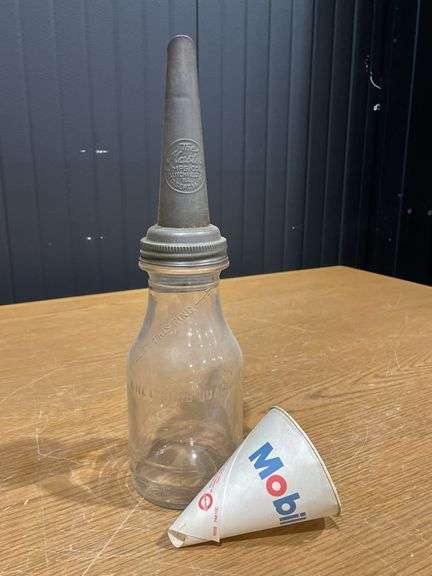 (8) Glass Oil Bottles with Carrier