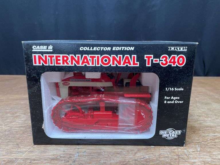 1/16 IH T-340 Crawler Collector NIB Ertl image