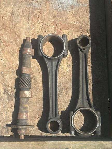 John Deere Model G Rod Set and Camshaft image
